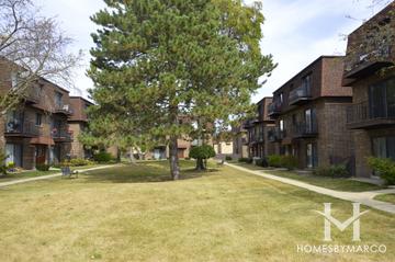 La Casa Bianco subdivision in Des Plaines, IL