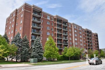 River Pointe building in Des Plaines, IL