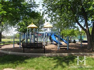 Mallard Ridge subdivision in Lindenhurst, IL