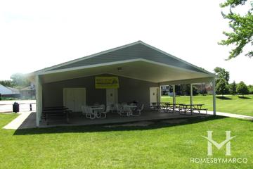 Mallard Ridge subdivision in Lindenhurst, IL