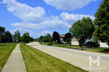 Heather Glen subdivision in Lake Zurich, IL