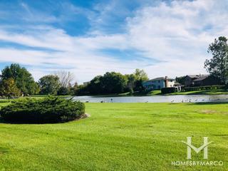 Knollwood subdivision in Lake Zurich, IL