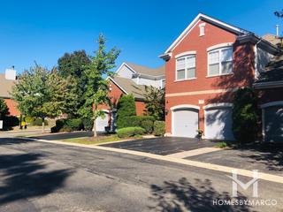 Lakebreeze Villas subdivision in Lake Zurich, IL