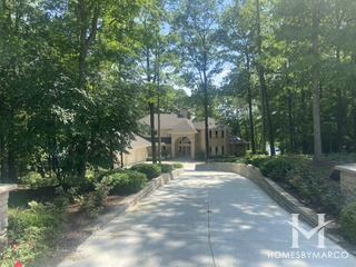 White Birch Lakes subdivision in Hawthorn Woods, IL