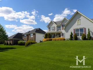 Creekside Glens subdivision in Algonquin, IL