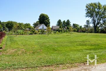 Barrington Hills subdivision in Barrington Hills, IL