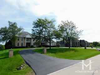 Braymore Hills subdivision in Barrington, IL