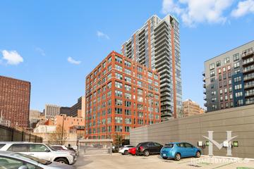 Folio Square building in the Loop neighborhood of Chicago, IL
