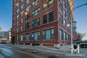 Paper Place Lofts building in the Loop neighborhood of Chicago, IL