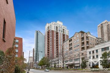 State Place Tower building in the Loop neighborhood of Chicago, IL