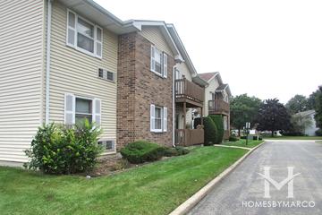 Country Meadows subdivision in Crystal Lake, IL