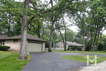 Country Woods subdivision in Crystal Lake, IL
