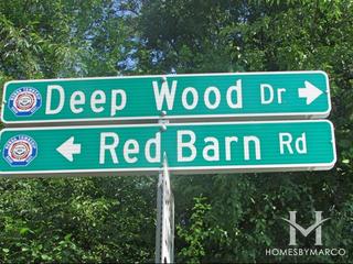 Photos of Curling Pond Woods subdivision in Crystal Lake, IL