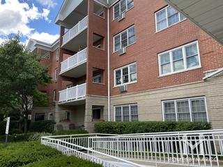 Depot Square building in Glenview, IL
