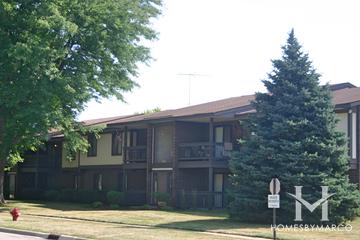 Somerset subdivision in Crystal Lake, IL