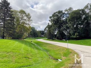 Pheasant Ridge subdivision in Lake Barrington, IL