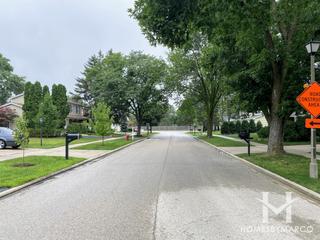 Fox Run subdivision in Northbrook, IL