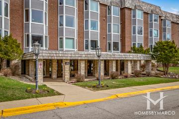 Bristol Court building in Park Ridge, IL