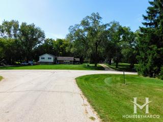 River Glen subdivision in Barrington, IL