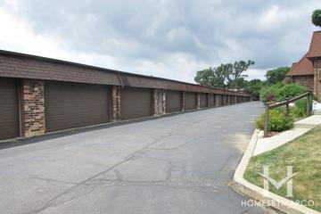 Trevor Court subdivision in Crystal Lake, IL