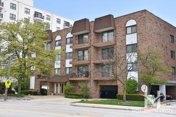 River Court building in Des Plaines, IL