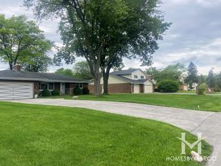 Branigar Estates subdivision in Elk Grove Village, IL