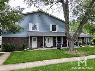 Elk Grove Estates subdivision in Elk Grove Village, IL