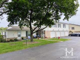 Elk Grove Estates subdivision in Elk Grove Village, IL