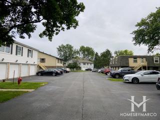 Elk Grove Estates subdivision in Elk Grove Village, IL