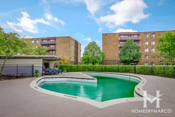 Village on the Lake building in Elk Grove Village, IL