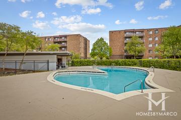 Village on the Lake building in Elk Grove Village, IL