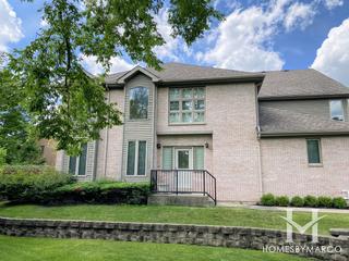 Chestnut Manor subdivision in Glenview, IL