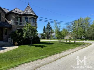 Glenview Estates subdivision in Glenview, IL