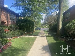 Orchard Glen building in Glenview, IL