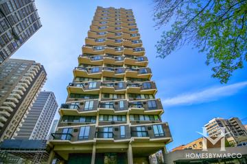 Granville Tower building in the Edgewater neighborhood of Chicago, IL
