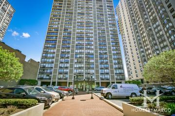 Horizon House building in the Edgewater neighborhood of Chicago, IL