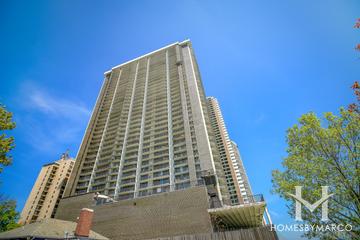 Malibu building in the Edgewater neighborhood of Chicago, IL