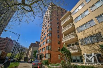 Shore Manor building in the Edgewater neighborhood of Chicago, IL