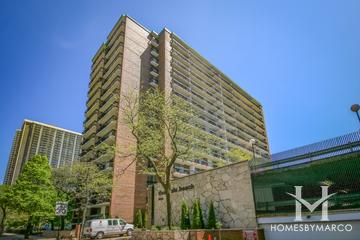 Thorndale Beach North building in the Edgewater neighborhood of Chicago, IL