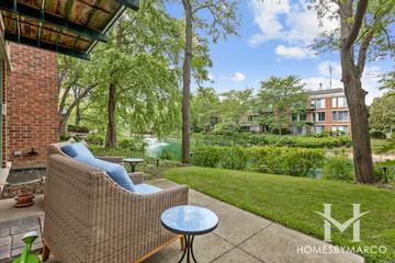 Meadowlake subdivision in Northfield, IL