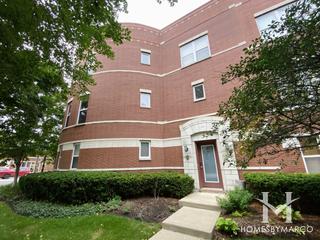 Courts of Evanston building in Evanston, IL
