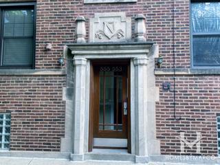 Elmwood Place building in Evanston, IL