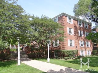 Greenwood Inn building in Evanston, IL