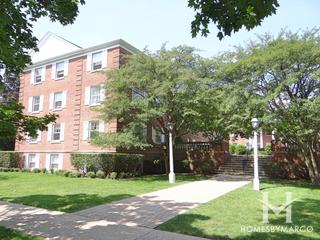 Greenwood Inn building in Evanston, IL