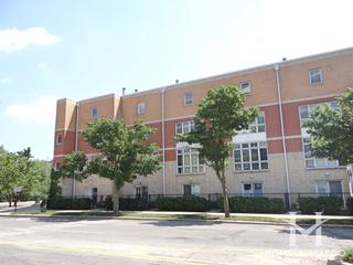 Ivy Court building in Evanston, IL