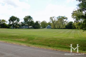 Sutton Creek subdivision in Barrington Hills, IL