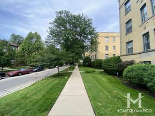 Mulford Court building in Evanston, IL