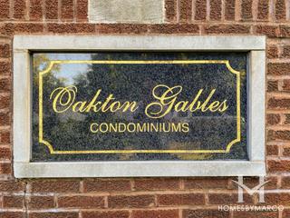 Oakton Gable building in Evanston, IL