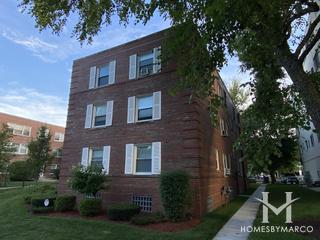 Oakton House building in Evanston, IL