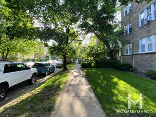 Park Place Condominiums building in Evanston, IL